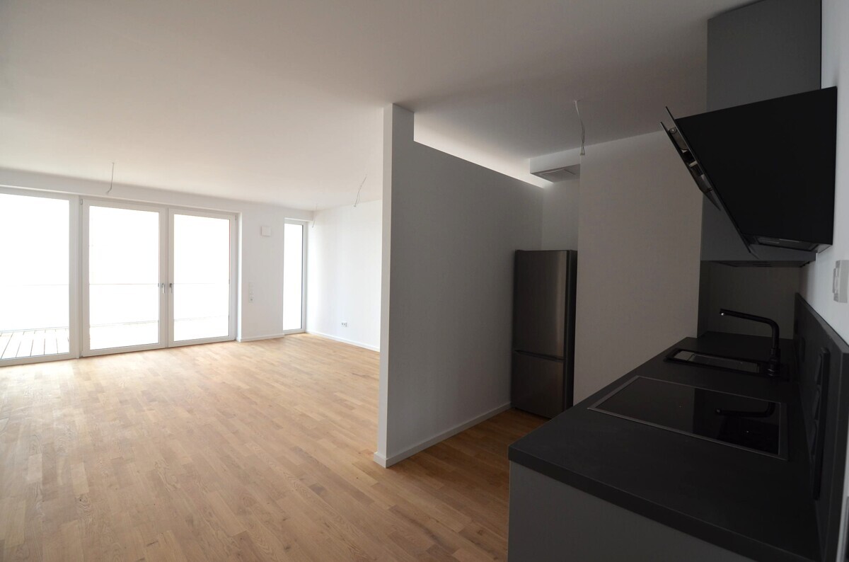 Modernes 1 Zi.-City-Appartement mit gr. Loggia, Nähe der Weser, Parkett und EBK- ideal für Singles - Photo 4