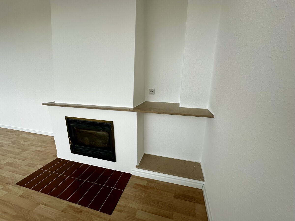 Schwachhausen umfangreich modernisierte 2,5 Zi. DG-Whg. m. Dachterrasse und Kamin, EBK und Bad neu - Photo 1