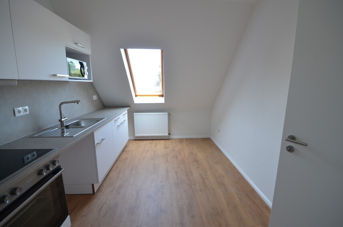 Gemütliche und helle 2 Zi. DG Wohnung in Altbremer Haus mit EBK, zentrale Lage in Schwachhausen - Photo 1