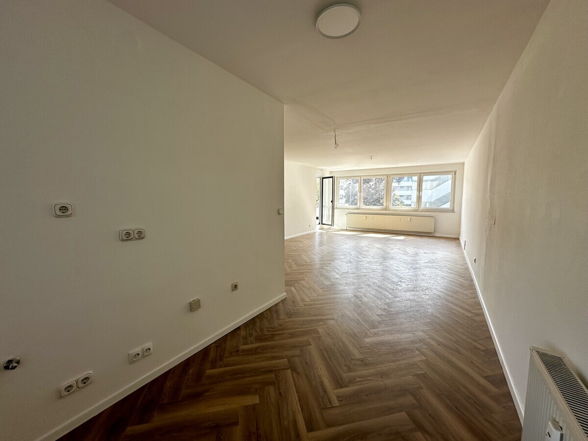 Bremen Horn: Erstbezug nach Modernisierung, 3 Zi. Wohnung, Wellnessbereich, Balkon, TG-Stellplatz - Foto 2