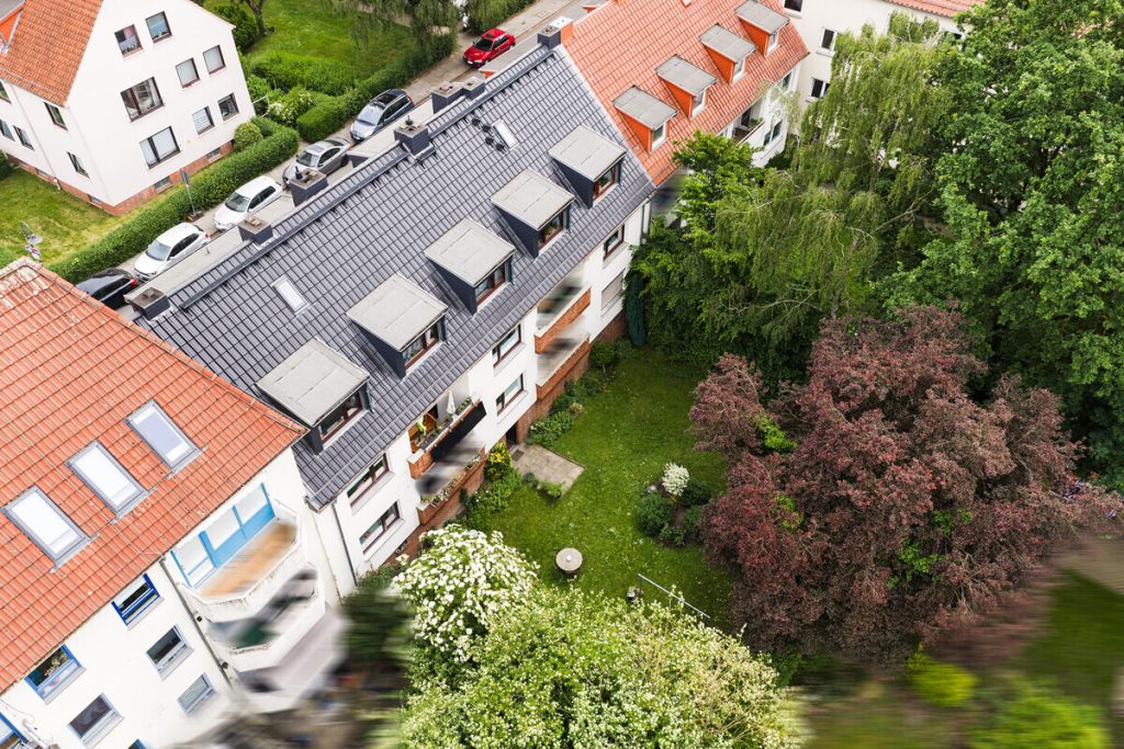 Neustadt: ansprechende, modernisierte 3-4 Zimmer Eigentumswohnung mit Balkon