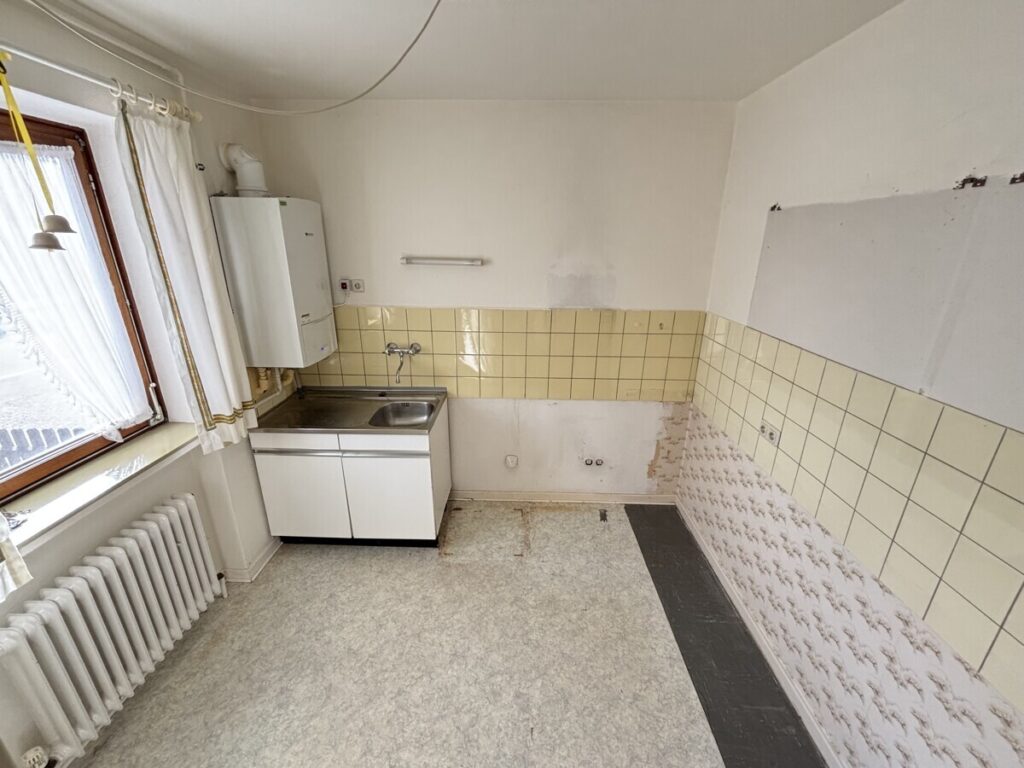 Lilienthal: Reihenendhaus mit viel Potential in schöner Umgebung