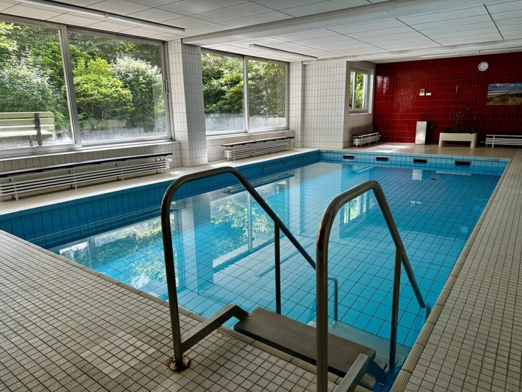 Bremen Horn: Erstbezug nach Modernisierung, 3 Zi. Wohnung, Wellnessbereich, Balkon, TG-Stellplatz