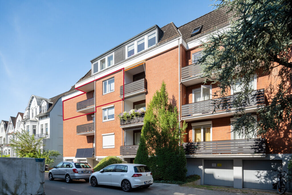 Wachmannquartier: Großzügige, sehr gut aufgeteilte 3-Zimmerwohnung mit 2 Balkonen