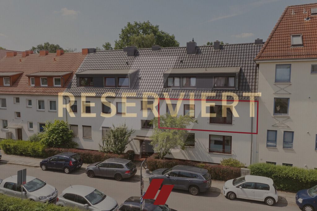 Neustadt: ansprechende, modernisierte 3-4 Zimmer Eigentumswohnung mit Balkon