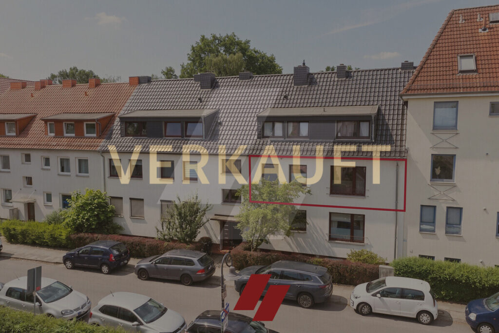 Neustadt: ansprechende, modernisierte 3-4 Zimmer Eigentumswohnung mit Balkon