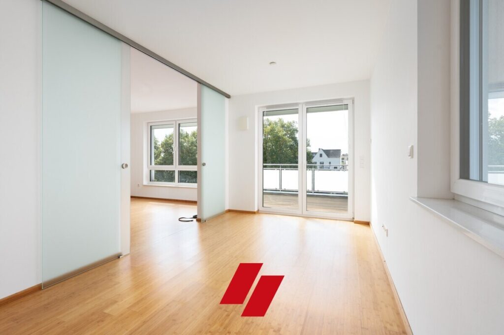 Neustadt / Werdersee: Junges 2-Zimmer-Penthouse als seltene Gelegenheit