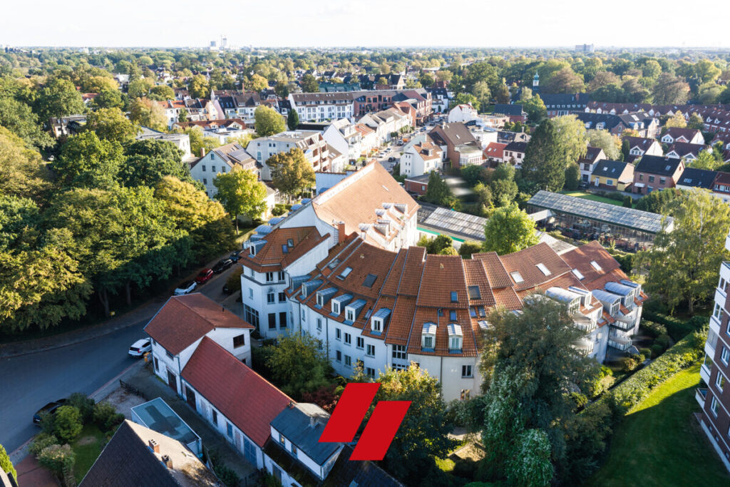 Schwachhausen/Riensberg: Junge 2,5 Zimmer Eigentumswohnung mit Balkon und Tiefgaragenstellplatz