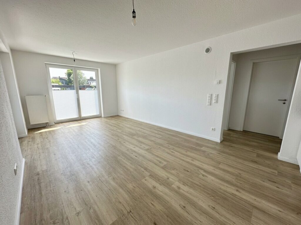 Stuhr- Brinkum: Top Lage - Moderne und helle 2 Zimmer Wohnung  mit PKW-Stellplatz- barrierefrei
